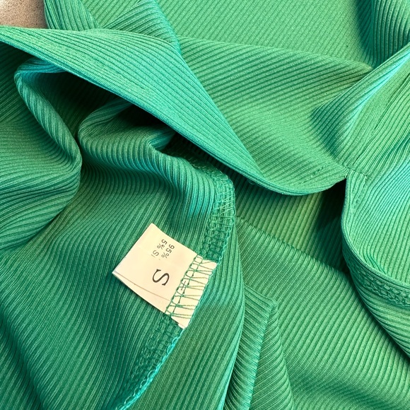 New!!! Two pieces long maxi pencil skirt & bralette top in green - Picture 9 of 11